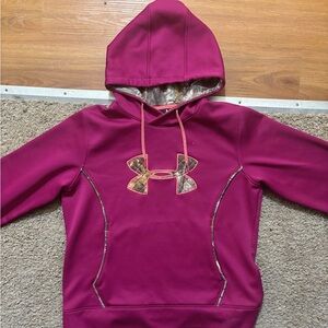 Under Armour Woman’s Lg Pink Storm Caliber Hoodie Camo Logo Like New